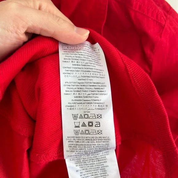 GUESS Zip-Up Top - Picture 5 of 5